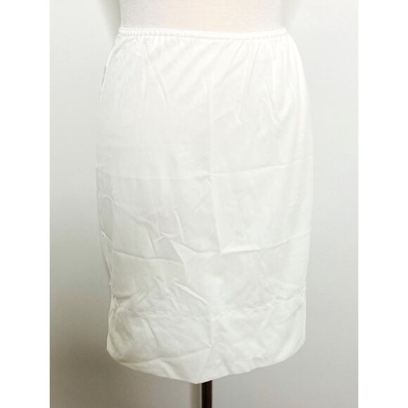 Vintage Aristocraft by Superior Ivory Nylon Lingerie Half Slip Side Slit Sz S - Picture 2 of 5